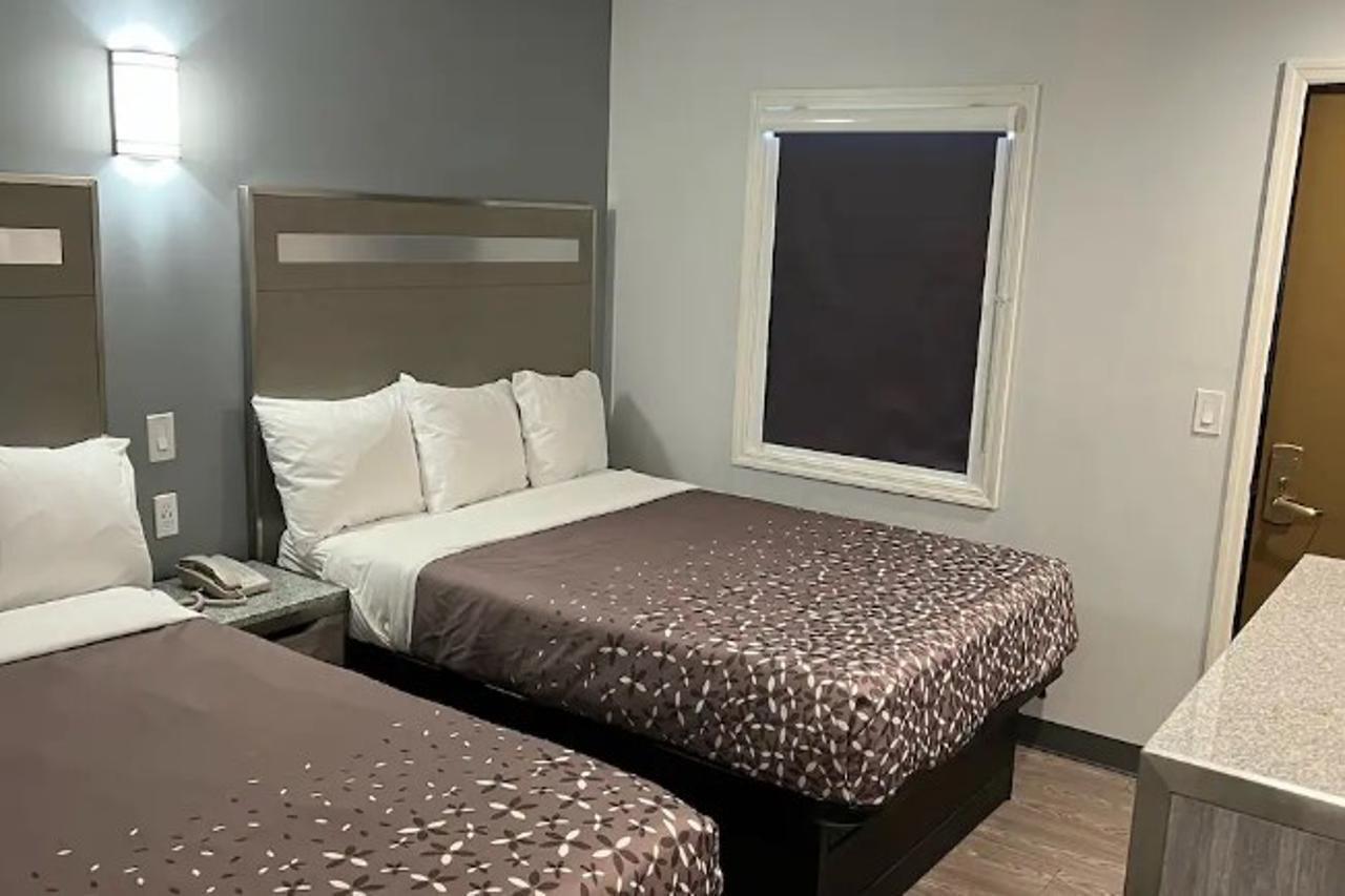 112 Motel Medford Kültér fotó